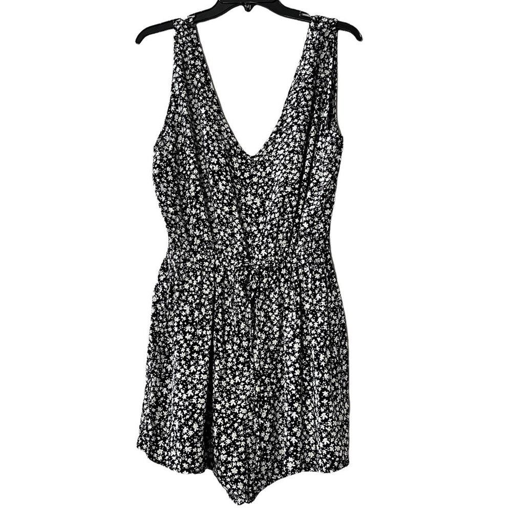 Madden Girl Floral Printed Sleeveless Romper Overall Black Size XXL - Picture 1 of 4